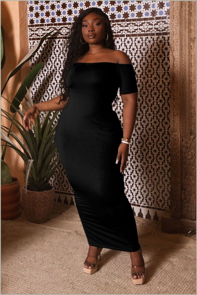  Plus Size Arissa Tube Maxi Dress - Black H8-CS2647-BK-1X