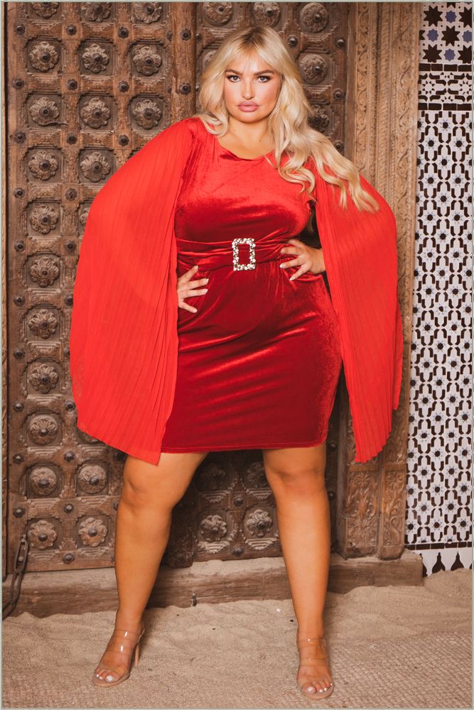  Plus Size Larette Cape Sleeve Velvet Dress- Red Z378-LE0095D-RD-1X