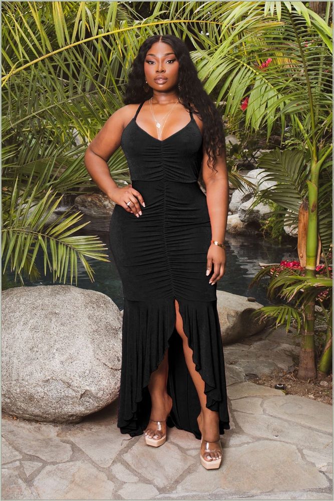  Plus Size Leneda Ruched Maxi Dress - Black H10-CS2399-BK-1X