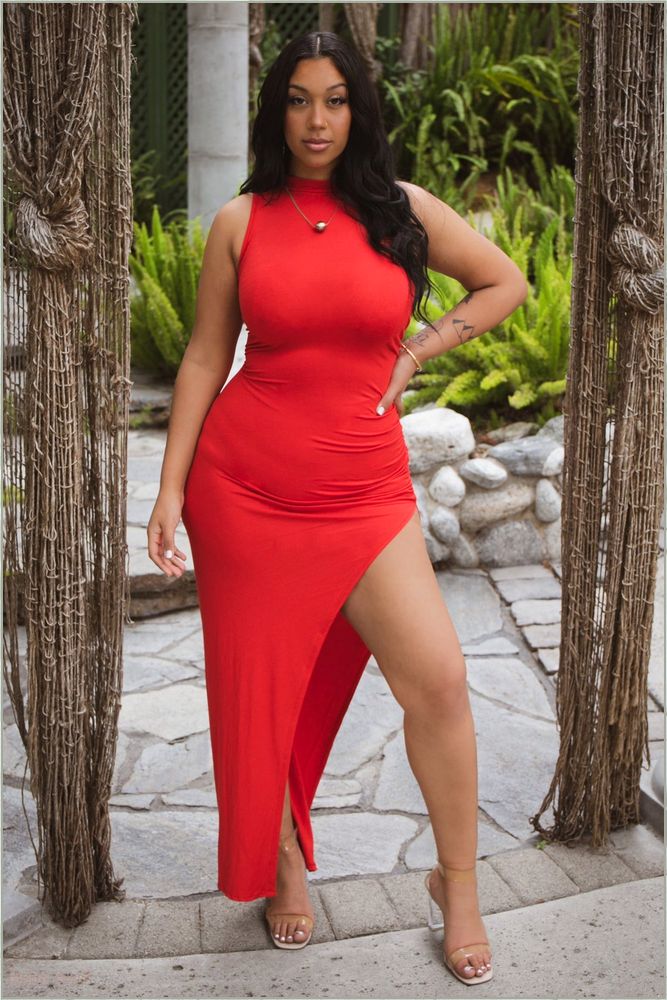  Plus Size Melania Mock Neck Maxi Dress - Red H12-CS2395-RD-1X